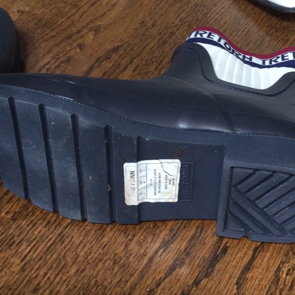 Booties - Picture 4 of 5